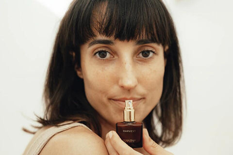 10 Natural & Organic Perfumes That Actually Smell Amazing