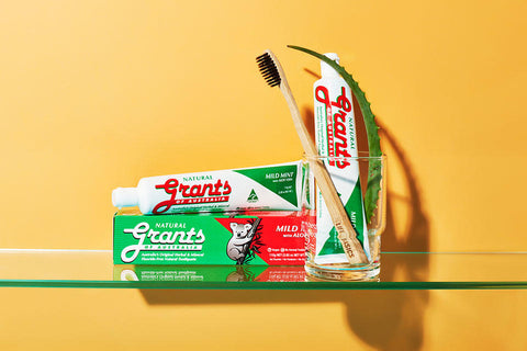 Four Natural Toothpastes You Have to Try!